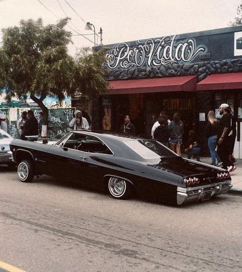 Lowrider Aesthetic, Lowriders Aesthetic, Low Rider Cars Wallpaper, Low Rider Cars Aesthetic, Low Rider Cars Old School Wallpaper, 64 Impala Lowrider, Low Riding, Estilo Cholo, Lowrider Trucks