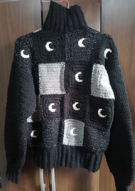 Masc Crochet Clothes, Crochet Tapestry Sweater, Alternative Crochet Patterns, Crochet Celestial, Crochet Star Sweater, Celestial Crochet, Punk Crochet, Jasmine Crochet, Crochet Vibes