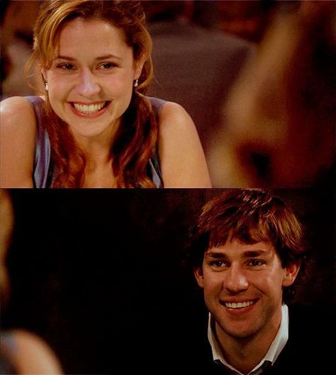 Storyline/ writing inspo. Jim And Pam Casino Night, Jim Pam Aesthetic, Pam Casino Night, Jim And Pam Aesthetic, The Office Scenes, Like Crazy Movie, Sitcom Couples, Pam The Office, Best Of The Office