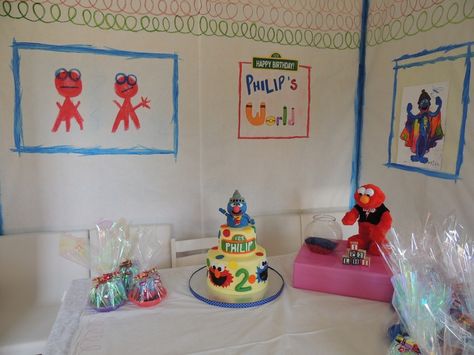 Elmo Birthday Party Boy, Elmo Cake, Elmo World, Elmo Birthday Party, Winter Wonderland Baby Shower, Teachers Lounge, Sesame Street Birthday Party, Elmo Party, Sesame Street Party