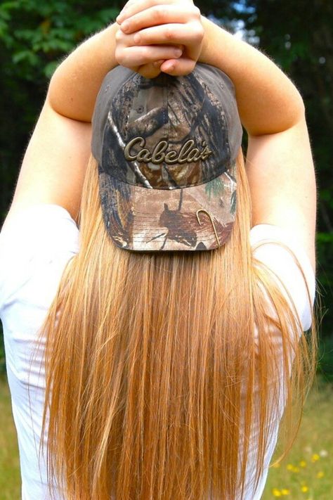 I always put a fish hook clip on my camo cap! Always the country girl style! Country Hats, Country Girls Outfits, Country Girl Style, Country Fashion, Cute N Country, Southern Belle, Cute Hats, Country Girl, Country Outfits