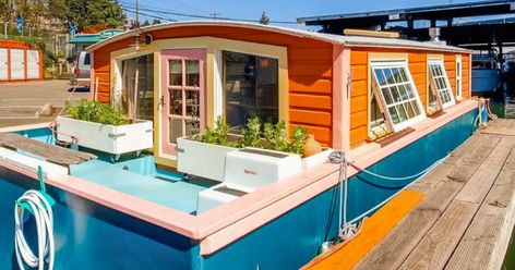 Houseboat Kitchen, Boat Remodel, Houseboat Living, Floating Homes, Living On A Boat, Sleepless In Seattle, Lake Union, Dry Land, Dog Bakery