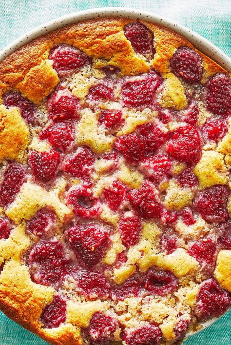 This raspberry cobbler recipe is an easy dessert to whip up when you have fresh raspberries on hand. #dessert #healthydessert #healthydessertrecipes #dessertrecipes #dessertideas #healthyrecipes Strawberry Nice Cream, Raspberry Cobbler, Peach Cobbler Easy, Raspberry Recipes, Fresh Raspberries, Lemon Raspberry, Cobbler Recipes, Nice Cream, Peach Cobbler