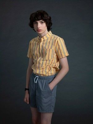 Mike Stranger Things Mike From Stranger Things, 80s Mood Board, Stranger Things Fits, Stranger Things Photo, West Boy, Mike Stranger Things, Stranger Things Fashion, Michael Wheeler, Stranger Things Halloween Costume