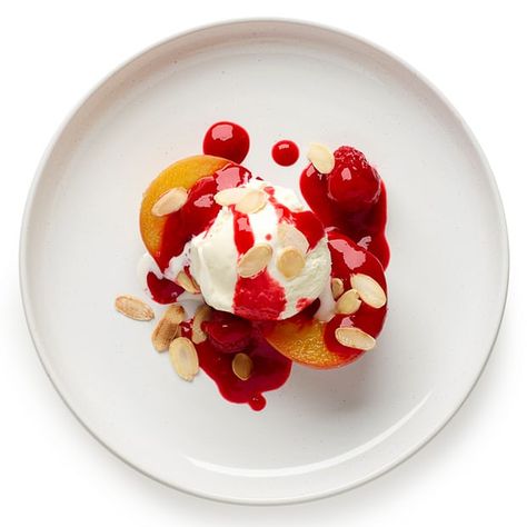 Felicity Cloake’s peach melba. Peach Melba Recipe, Currant Jelly, Almond Ice Cream, Peach Melba, Perfect Peach, Frozen Yoghurt, Canned Peaches, Retro Recipes, Sweets Desserts