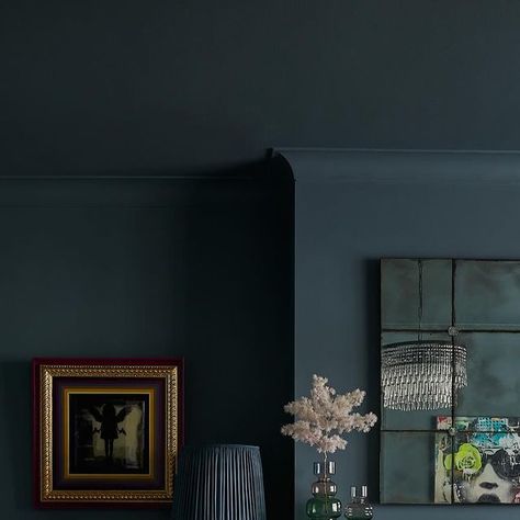 Emma Gurner on Instagram: "*Moody Blues* My colour of this week is dark blue. Associated with calmness and serenity this colour makes a great choice for living rooms, cinema rooms or bedrooms. It can provide a dramatic backdrop for furniture and fittings to pop against. So if you want to create an intimate and moody setting this is definitely a colour to consider 💙 📸 @anna.yanovski . . . #interiordesigner #colouroftheweek #colour #moodyblues #livingroomdecor #colourtherapy #interiorstyling #foldsinside" Dark Moody Blue Bedroom, Dark Moody Blue Paint, Dark Painted Rooms, Midnight Blue Living Room, Moody Blue Living Room, Moody Blue Paint Colors, Dark Blue Room, Blue Room Paint, Dark Blue Rooms