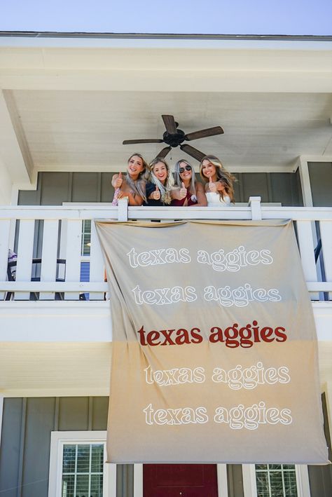 Texas A&m Sorority, A&m College, Texas A&m Game Day, Texas A And M Aesthetic, A&m University, A&m Aesthetic, Texas A M Graduation Parties, Texas A&m Aesthetic, Tamu Dorm