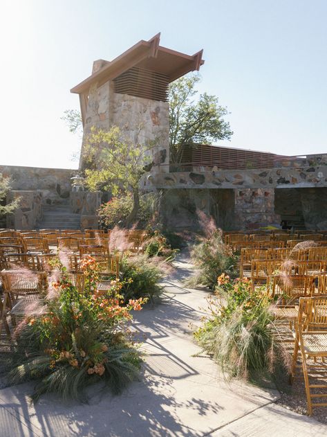 An airy, ethereal ceremony in the desert of Scottsdale at Taliesin West. Studio Mondine, Taliesin West, Corporate Event Planner, Aisle Flowers, Grass Wedding, Wedding Scene, Organic Wedding, Ceremony Inspiration, Floral Studio