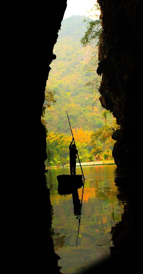 . Water Cave, Cave Photography, Image Nature, Science And Nature, Beautiful Photography, Solo Travel, Great Photos, Beautiful World, Wonders Of The World