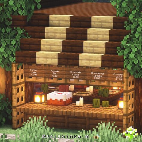 Cute Minecraft Coffee Shop, Butchers Shop Minecraft, Minecraft Food Shop Ideas, Small Bakery Minecraft, Minecraft Mini Farm Ideas, Minecraft Booth Design, Shops To Build In Minecraft, Minecraft Farmers Market Ideas, Food Stall Minecraft