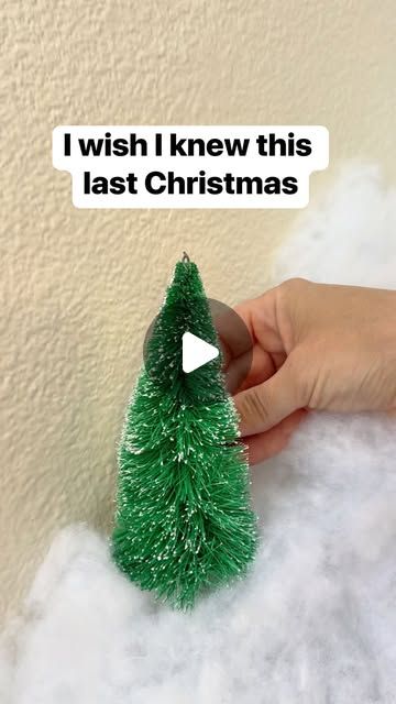 Liz Richards | Daily Original Vids on Instagram: "Adorable sliding penguin Christmas decor for stairs #stairs #penguin #christmasdecor #diy #crafts" Christmas Decor For Stairs, Decor For Stairs, Diy Penguin, Christmas Stairs Decorations, Christmas Diy Decor, Penguin Decor, Penguin Christmas, Christmas Penguin, Last Christmas