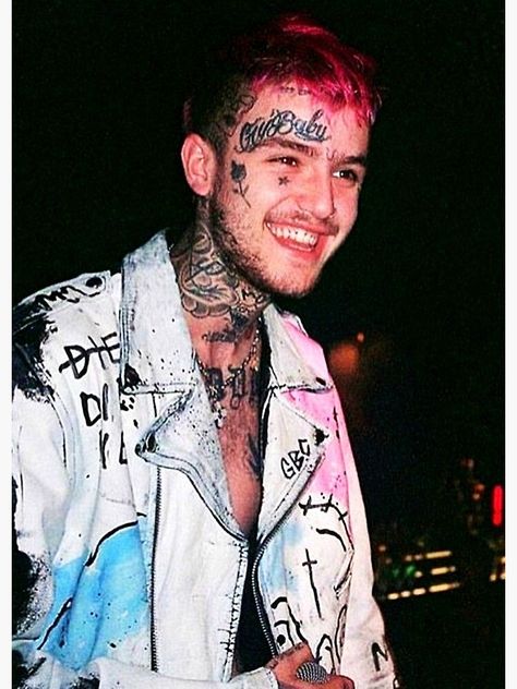 Lil Peep Photos, Lil Peep Hellboy, Goth Boy, Ghost Boy, Little Bo Peep, Wallpaper Tumblr, Last Fm, Wattpad Fanfiction, Living Forever