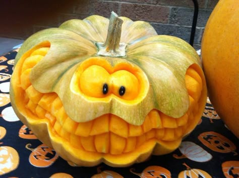 Stacked Pumpkin Carving Ideas, Complex Pumpkin Carving, Carved Pumpkins Ideas, 3d Pumpkin Carving, Halloween Pumpkins Carvings Designs, Pumpkin Sculpting, Halloween Pumpkin Carving Ideas, Awesome Pumpkin Carvings, Pumpkin Carving Stencils Free