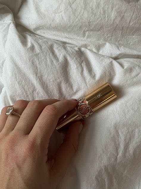 moody modern aesthetic instagram inspo personalized lipstick ysl engagement ring neautral simple modern Engraved Lipstick, Moody Modern, Ysl Lipstick, Instagram Inspo, Modern Aesthetic, Instagram Aesthetic, Parisian Style, Bronzer, Custom Engraving