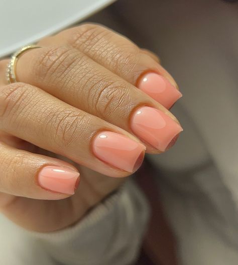 iGoByJo | Feeling Peachy… 🍑 . . . #igobyjo #whereyoudoyournailsat #biabnailart #biab #biabnails #peachnails #peachesandcream #peaches #jada… | Instagram Peach Biab Nails, Nail Peach Color, Short Peach Nails, Nails Peach Color, Light Peach Nails, Peach Gel Nails, Peachy Pink Nails, Peach Color Nails, Peach Nail Ideas