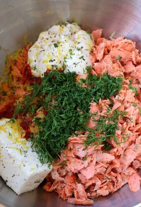 Cracker Spread, Salmon Appetizer Recipes, Salmon Dip Recipes, Salmon Spread, Salmon Appetizer, Salmon Salad Recipes, Canned Salmon, Easy Salmon Recipes, Easy Salmon