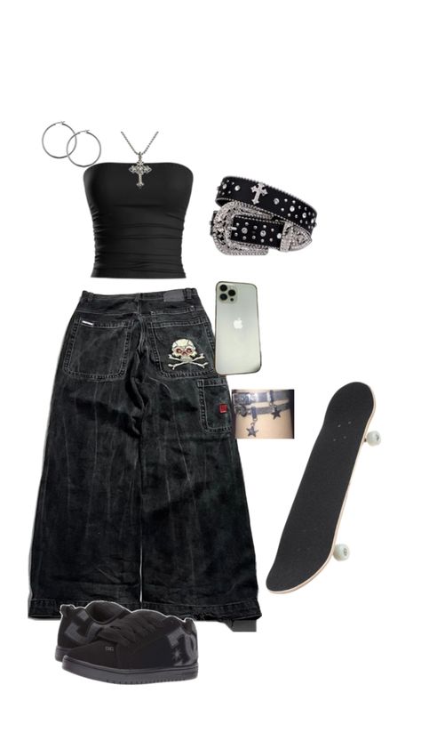 Summer Grunge Outfits, Styl Grunge, Skater Outfit, Fasion Outfits, Fashion Top Outfits, Y2k Affliction, Outfit Inspo Casual, Swaggy Outfits, Really Cute Outfits