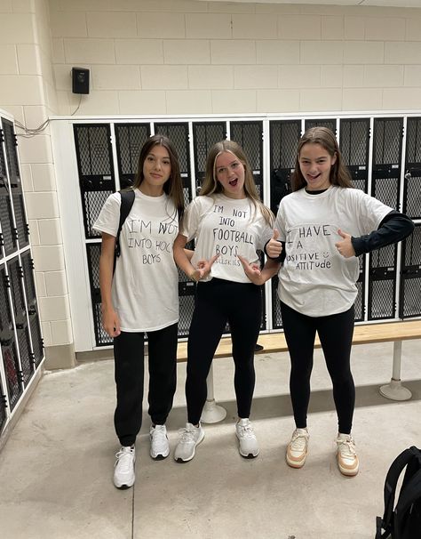 White Lies School Shirts, White Lie T Shirt Ideas Volleyball, White Lies For Football Games, Volleyball White Lies Shirt, White Lies Football Theme, Group Day Ideas College, White Lies Spirit Week, White Lie Spirit Day, White Out Outfits Spirit Week