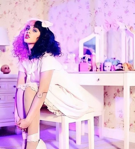 Crybaby bts ♡ ♡ ♡ #melaniemartinez #foryou #portals #portalsalbum #portalsmelaniemartinez #trilogytourmeleniamartinez #fanpage #trilogytour #melaniemartinezfan #melaniemartinezfanpage #melanie #martinez #melaniefan Melanie Martinez Videos, Melanie Martinez Dollhouse, Dollhouse Melanie, Melanie Martinez Music, Melanie Martinez, Music Video, Music Videos, Bts, Music