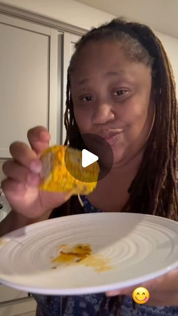 Kelley Wansley Harris on Instagram: "Garlic & Herb Corn On The Cob 
6 large ears or corn 🌽 
12 small ears of corn 🌽 
½ cup milk 🥛 
1 stick butter 🧈 
3 garlic cloves minced garlic 🧄 
1 teaspoon garlic paste garlic 🧄 
1 tablespoon Parsley 🌿 
Chef Meta All-purpose seasoning 
Topping parmesan cheese 🧀 
Boil time 10 to 12 minutes 
Bake 350 for 10 to 15 minutes @chefmeta  #cornonthecob🌽 #itsmekellz #itsmekellz♥️🔥 #cornlovers #goodfood #deliciousfood #yummy #delicious #yummyfood #thatsgoodrightthere #goodfood #deliciousfood" Small Ears, Stick Butter, All Purpose Seasoning, Ears Of Corn, My Favorite Food, Corn On The Cob, Garlic Herb, Garlic Paste, Parmesan Cheese