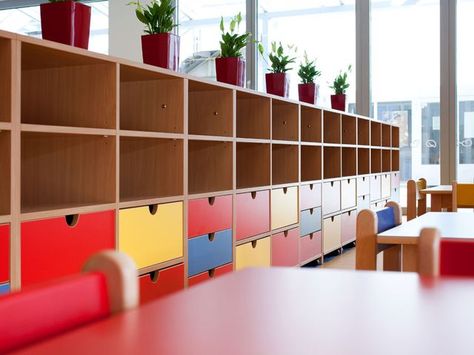 Cubbies Storage, Student Cubbies, Kindergarten Furniture, School Cafe, Robert Wilson, Stem Classes, School Interior, Kids Class, Preschool Education