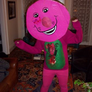 Dead Barney costume for Halloween Barney Halloween Costume, Barney Costume, Barney & Friends, Costume For Halloween, Crazy Stuff, Diy Costumes, Adult Costumes, Costume Ideas, Halloween Costume