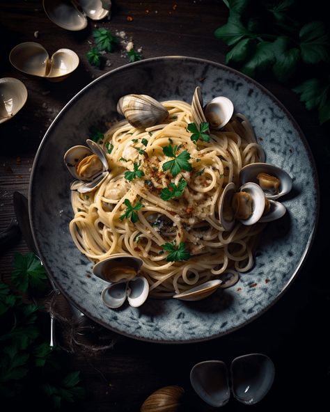 Spaghetti alle Vongole - Jeremy Sciarappa Pasta Vongole, Fresh Clams, Spaghetti Vongole, White Wine Sauce, Classic Italian Dishes, Wine Sauce, Cooking Basics, Culinary Skills, Classic Italian