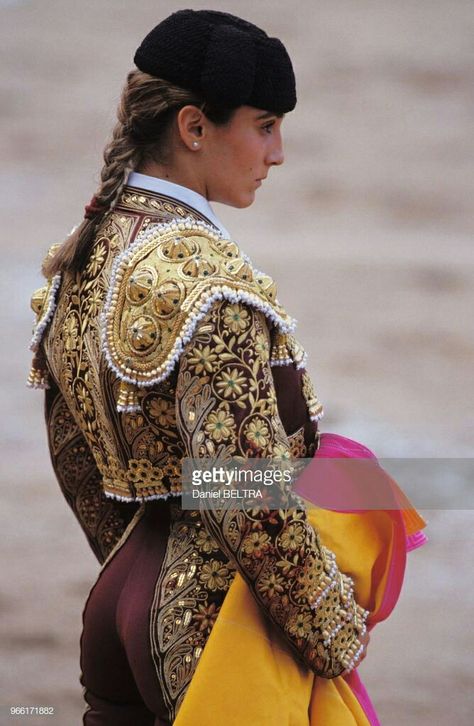 Bullfight Outfit Women, Bull Fighter Costume, Female Matador, Bullfighter Costume, Bull Fighter, Matador Costume, Festival Outfits Rave, Drag King, Burning Man Outfits