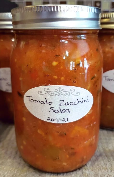 Tomato Zucchini Salsa Zucchini And Tomato Salsa, Salsa With Zucchini, Zucchini Salsa Recipe Canning, Zucchini Salsa Canning Recipes, Zucchini Salsa Recipe, Canned Sauces, Homemade Jellies, Salsa With Canned Tomatoes, Zucchini Relish Recipes