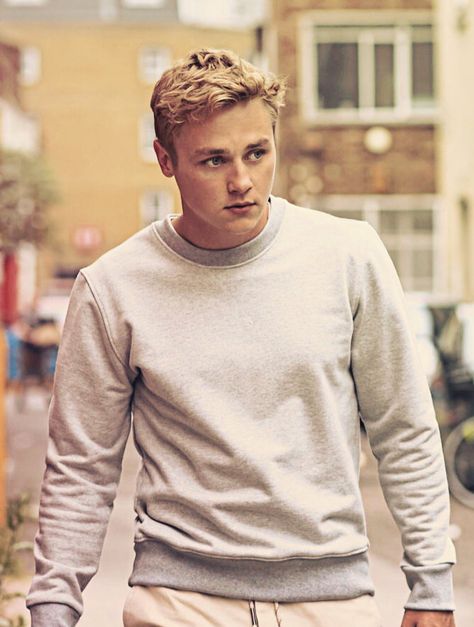 Ben Hardy Love At First Sight, Ben Jones, Alexander Ludwig, Ben Hardy, Queen Photos, Queen Band, Bohemian Rhapsody, Love At First Sight, Cute Pictures