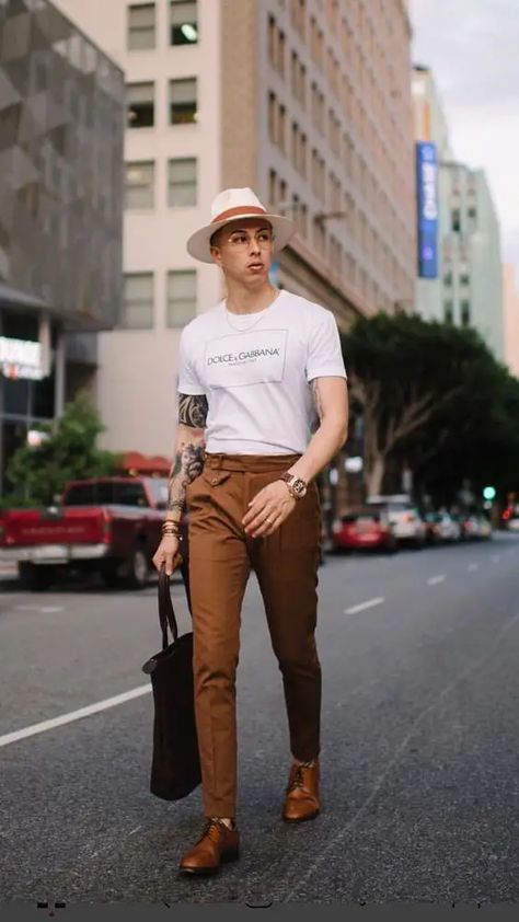 Italian men’s summer fashion 23 ideas: Classic and casual Italian Outfit Men, European Guys, Fashion 23, Men's Summer Fashion, Italian Summer Outfits, Italian Men, Mens Club, Italian Summer, Summer Fits