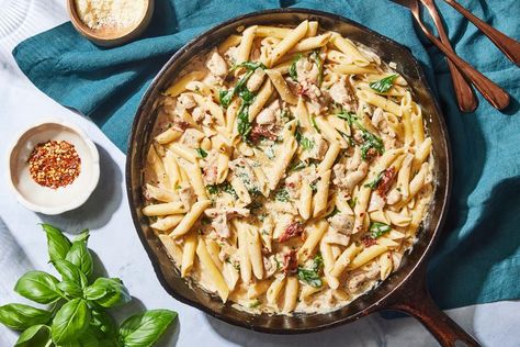 Marry Me Chicken Pasta Is My Family's Favorite Weeknight Dinner Pan Cooked Chicken, Marry Me Chicken Pasta, Sun Dried Tomato Sauce, Marry Me Chicken, Chicken Dinners, Pan Meals, Chicken Pasta Recipes, Food Test, Easy Dinners