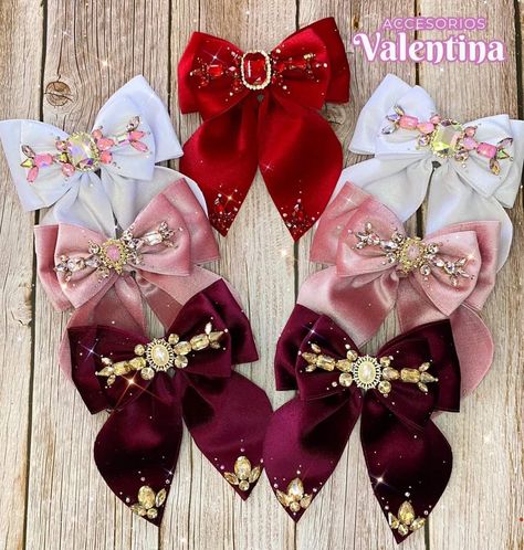 Hair Bows Diy Ribbon, Diy Hair Accessories Ribbon, Bow Fashion, Fancy Bows, Ribbon Crafts Diy, Bows Diy Ribbon, Ribbon Headbands, Hair Ribbons, Handmade Hair Bows