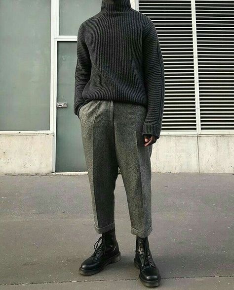 Minimalist Guy Outfits, Guy Outfits, Minimalist Fashion Men, Slowly But Surely, Stylish Mens Outfits, Men Fashion Casual Outfits, Streetwear Men Outfits, Mode Inspo, Grey Pants