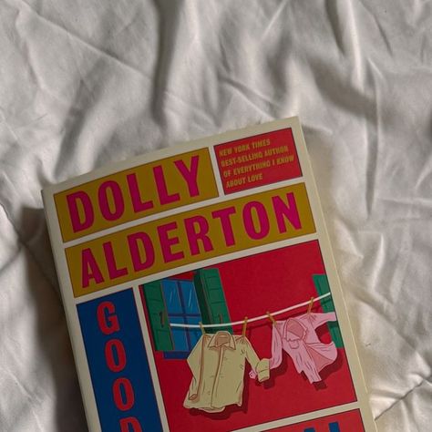 jocelyn // bookstagram on Instagram: "one thing i love about dolly alderton is the way she makes you feel less alone.   and good material was just another prime example of that.   i loved that this take on a relationship ending was told from the male POV and examining his own shortcomings rather than what she did wrong.   i also loved that this was a relationship ending with a couple in their mid-30s, because we don't often see stories told from these POVs, and how isolating it can be navigating your life at this stage and still not having all the answers. (i just turned 40, i'm engaged and i still don't have the answers, btw).  dolly's writing is engaging, charming and heartfelt and this being my third read by her, i will read anything she writes. (i still need to read dear dolly.)  my ON Good Material Dolly Alderton, Relationship Ending, Dear Dolly, Dolly Alderton, Mid 30s, Fall Reading, Bookish Things, A Relationship, No Way