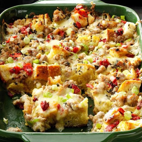 Brie and Sausage Brunch Bake Nourishing Broth, Strata Recipes, Brunch Bake, Breakfast Strata, Italian Breakfast, Brunch Casserole, Easter Brunch Food, Breakfast Quiche, Healthy Detox