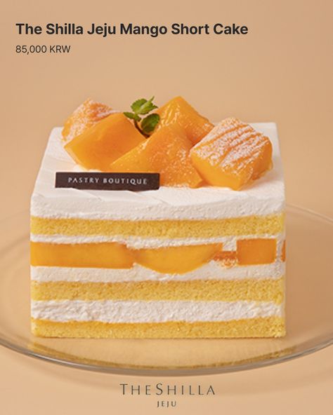 𝒞𝒶𝓀𝑒𝓈 𝒞𝒽𝑜𝓈𝑒𝓃 𝒷𝓎 𝐵𝐿𝒜𝒞𝒦𝒫𝐼𝒩𝒦🖤🩷 Curious about the cakes BLACKPINK enjoyed during their 8th-anniversary live broadcast? 🍰 The mango-topped shortcake is from Shilla Hotel Jeju, known as the Mango Shortcake. 🥭 And the Korean moon jar-shaped cake is the Dal Hangari Blueberry Cake from Unas, located in Seoul's Dosan Park! 🌕🫐 View 👀 more of their info here → @theshillajeju & @unahausofficial 📸 : @roses_are_rosie Mango Shortcake, Mango Shorts, Moon Jar, Park View, Shaped Cake, 8th Anniversary, Blueberry Cake, Live Broadcast, Pastry