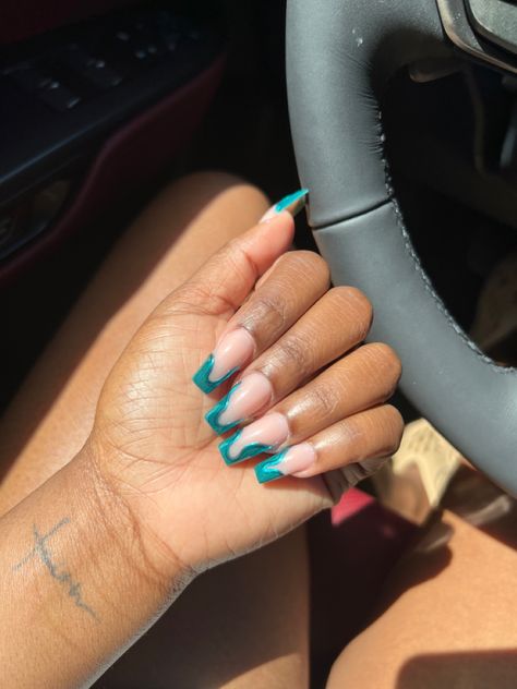 teal chrome french tip nail design 🐬 Teal Chrome French Tip Nails, Peacock Nails Color, Torquise Nails French Tip, Chrome Teal Nails, Peacock Color Nails, Teal French Tips, Teal Nails Acrylic, Teal Chrome Nails, Teal French Tip Nails