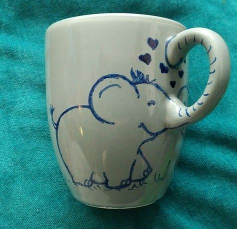 Elephant Mug Ceramics, Pottery Painting Elephant, Pottery Painting Ideas Boyfriend, Animal Pottery Painting Ideas, Ceramic Mug Painting Ideas Easy, Plate Designs Ideas Pottery Painting, Clay Cafe Painting Ideas, Pottery Designs Painted, Ceramic Cup Painting Ideas