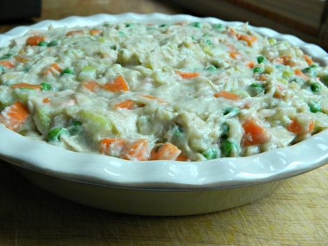 Pioneer Woman's Chicken Pot Pie - Simple Local Life Pot Pie Pioneer Woman, Chicken Pot Pie Recipe Pioneer Woman, Pioneer Woman Chicken Pot Pie, Pioneer Woman Chicken, Turkey Pot, The Food Network, Turkey Pot Pie, Savory Pies, Pioneer Woman Recipes