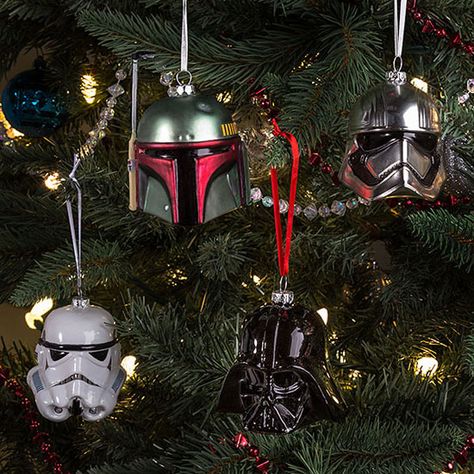 Star Wars Christmas tree decorations at ThinkGeek Star Wars Christmas Decorations, Star Wars Tree, Star Wars Captain Phasma, Star Wars Xmas, Starwars Christmas, Star Wars Christmas Tree, Decoracion Star Wars, Christmas Star Wars, Nerdy Christmas