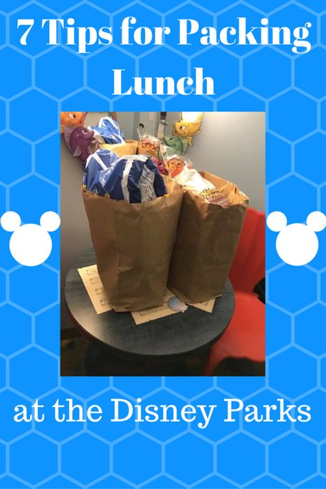 Pack Lunch For Disney World, Disney World Packed Lunch Ideas, Disney World Lunch Packing, Disneyland Lunch Packing, Disney Packed Lunch Ideas, Disney Lunch Ideas, Disneyland Snacks, Magic Kingdom Tips, Hollywood Restaurants