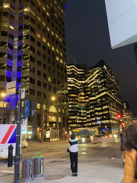 Instagram Story Post, Downtown Montreal, Story Post, Photo Story, Story Instagram, City Lights, Montreal, Night Life, Instagram Story