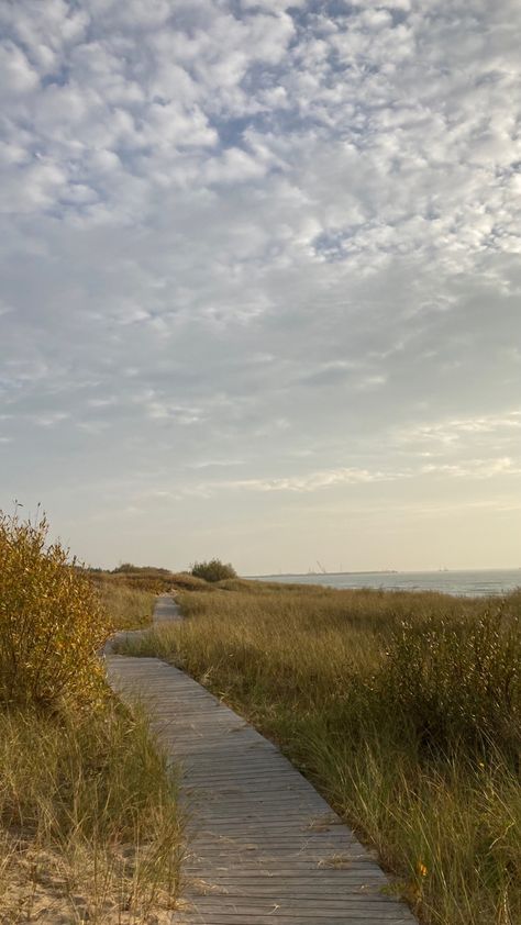 Coastal Fall Aesthetic, Coastal Autumn Aesthetic, Autumn Beach Aesthetic, Fall Beach Aesthetic, Seaside Cottagecore Aesthetic, Beach Autumn, Coastal Autumn, Cherry Mocha, Autumn Beach