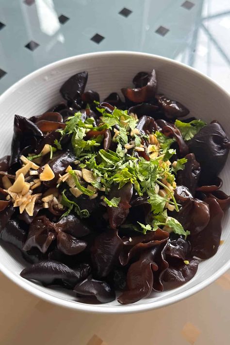 Wood Ear Mushroom Salad - Onolicious Hawaiʻi Wood Ear Mushroom Salad, Wood Ear Mushroom Recipes, Wood Ear Mushroom, Ear Mushroom, Thai Red Chili, Black Vinegar, Mushroom Salad, Mushroom Soup Recipes, Dried Mushrooms