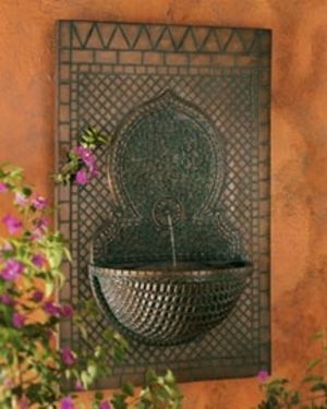 Water Moroccan House Design, Moroccan Garden, Moroccan Houses, Garden Retaining Wall, Country Cottage Garden, Backyard Garden Layout, Moroccan Wall, Small Backyard Gardens, Modern Backyard