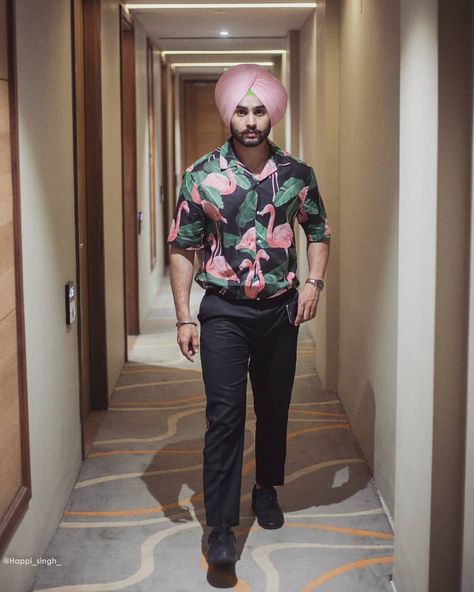 Turban Style Punjabi, Sardar Fashion, Most Handsome Actors, Swag Men, Baby Love Quotes, Turban Style, Mens Wear, Virtual Fashion, Dressed To Kill