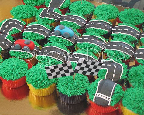 Race Car Cupcakes by Sugar Diva, via Flickr Car Cupcakes, Birthday Cupcakes Boy, Cars Cupcakes, 7 Birthday, Cupcakes For Boys, Hot Wheels Birthday, Hot Wheels Party, Pull Apart Cupcakes, Race Car Birthday Party