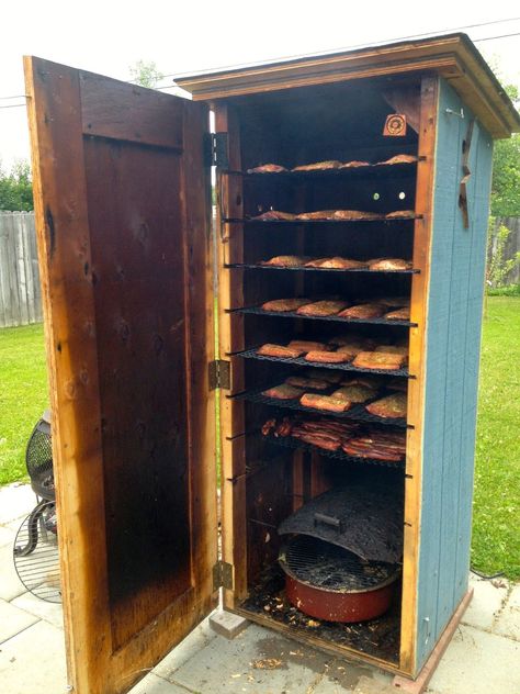 Homemade Smokers, Diy Smoker, Fish Smoker, Homemade Smoker, Pit Bbq, Barbecue Smoker, Meat Smoker, Smoker Cooking, Bbq Smoker