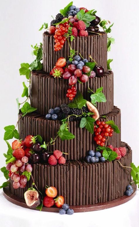 Chocolate Tiered Cake, 2 Tier Chocolate Cake Decoration, Purple Floral Cake, Floral Cake Ideas, 4 Tier Cake, Fruit Wedding Cake, Flower Cake Design, Lovely Cake, My Homies